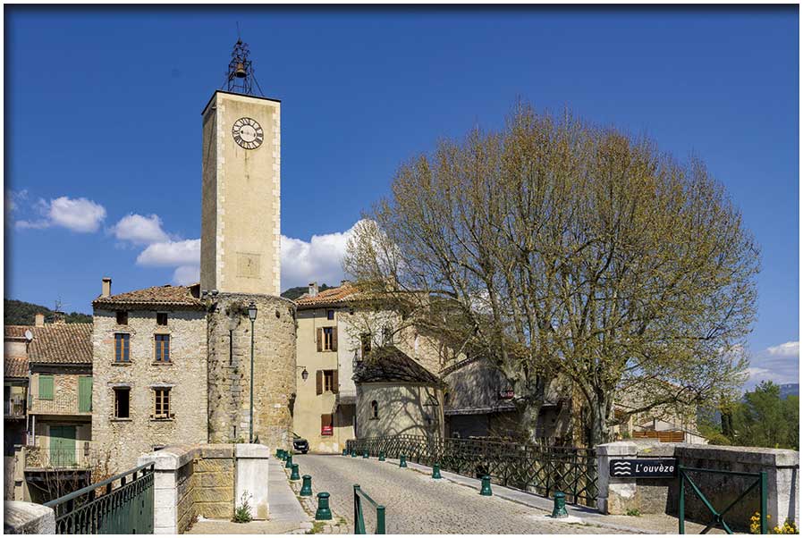 La randonnée de Mollans sur Ouvèze, au Nord de l'Ouvèze