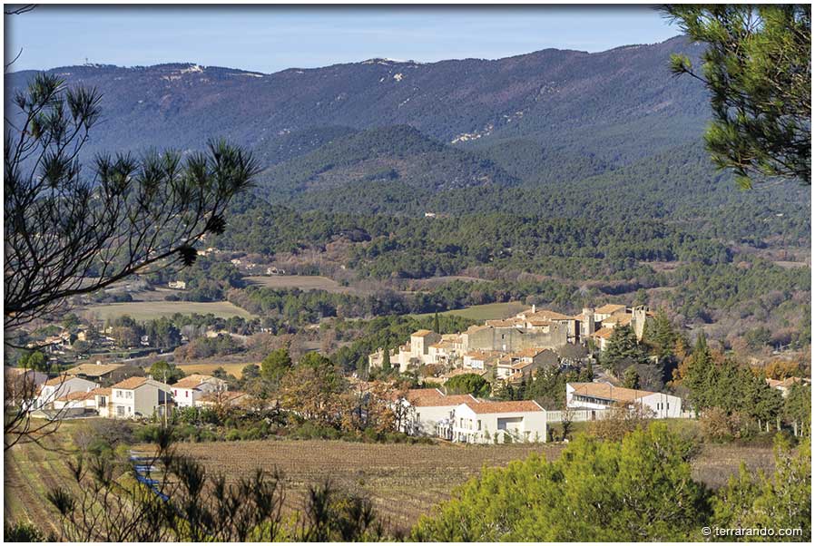 La randonnée pédestre de Grambois, le Sud-Est du Vaucluse