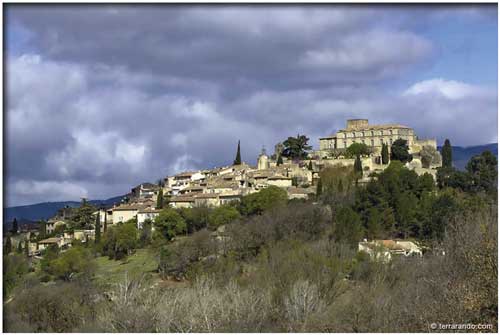 Randonnée pédestre d'Ansouis Luberon sud en Vaucluse