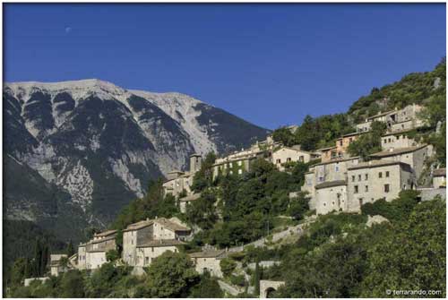 Randonnée pédestre de Brantes vallée du Toulourenc en Vaucluse