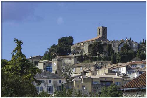 Randonnée pédestre de Châteauneuf de Gadagne en Vaucluse