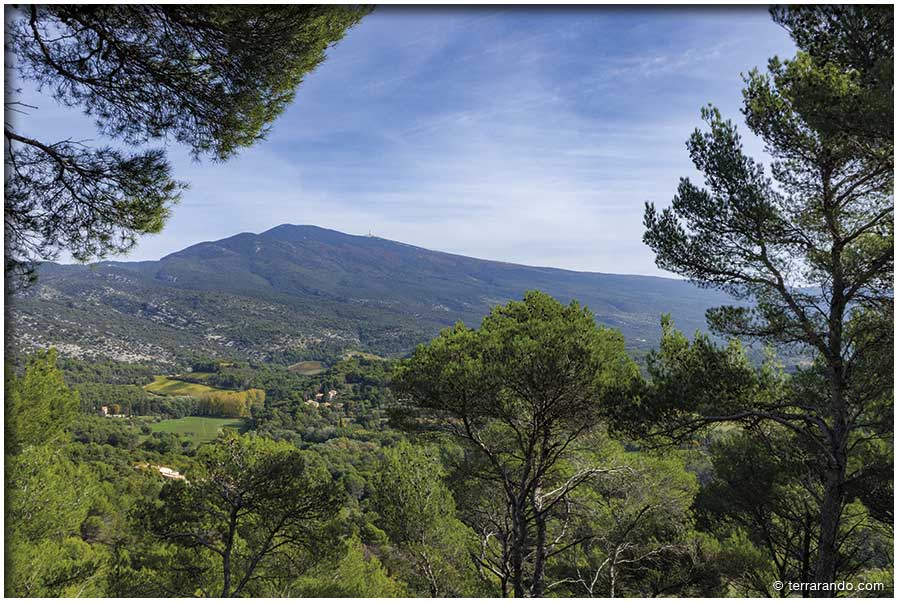 Randonnée de la Combe Obscure et du rocher de la Madeleine