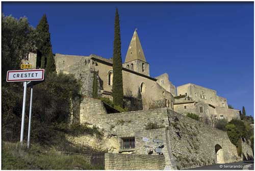 Randonnée pédestre de Crestet en Vaucluse