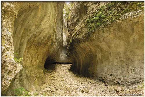 La randonnée de sainte-Colombe et la combe de Curnier - Ventoux sud en Vaucluse