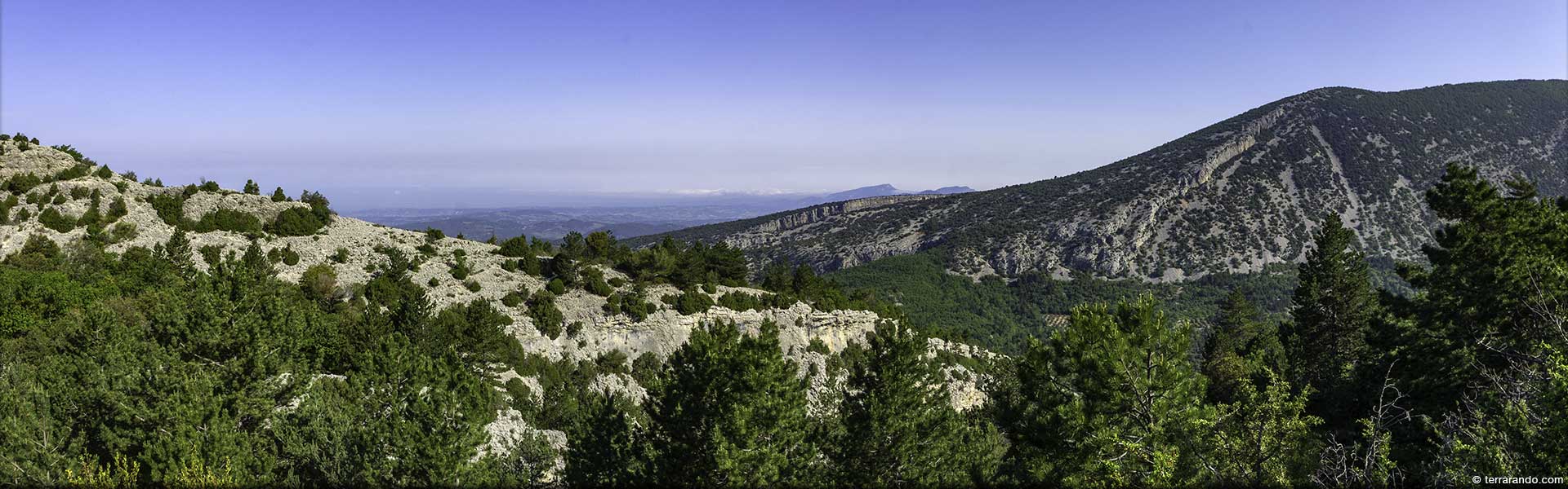 Randonnée de Beaumont-du-Ventoux et la chapelle Saint-Sidoine dans le Vaucluse