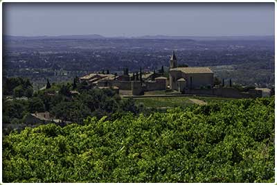 La randonnée de Cairanne et la découverte du vieux village