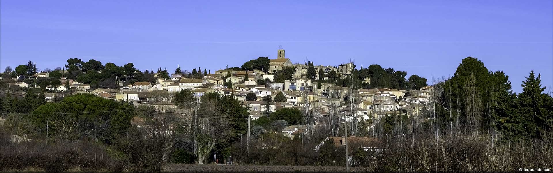 Randonnée pédestre dans le Vaucluse à Châteauneuf de Gadagne