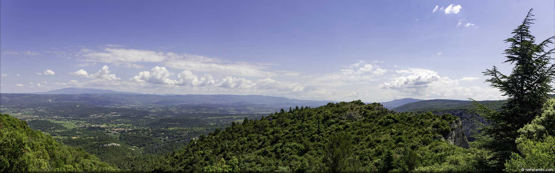 La randonnée de Ménerbes dans le petit Luberon