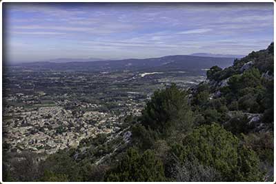 La randonnée de Robion, le vallon et la bergerie du Colombier dans le Petit Luberon