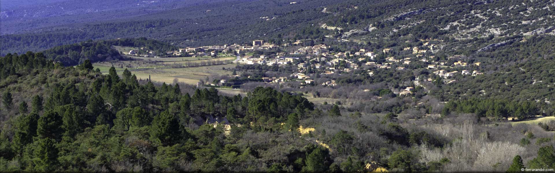 Randonnée pédestre à Rustrel, Gignac et le Colorado provençal