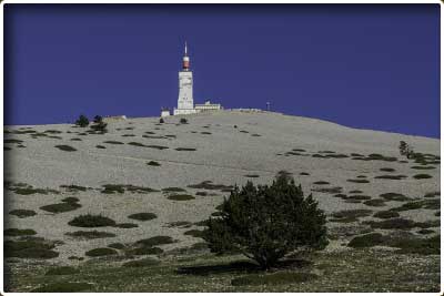 randonnée pédestre du sommet du mont Ventoux, versant sud au départ du chalet reynard