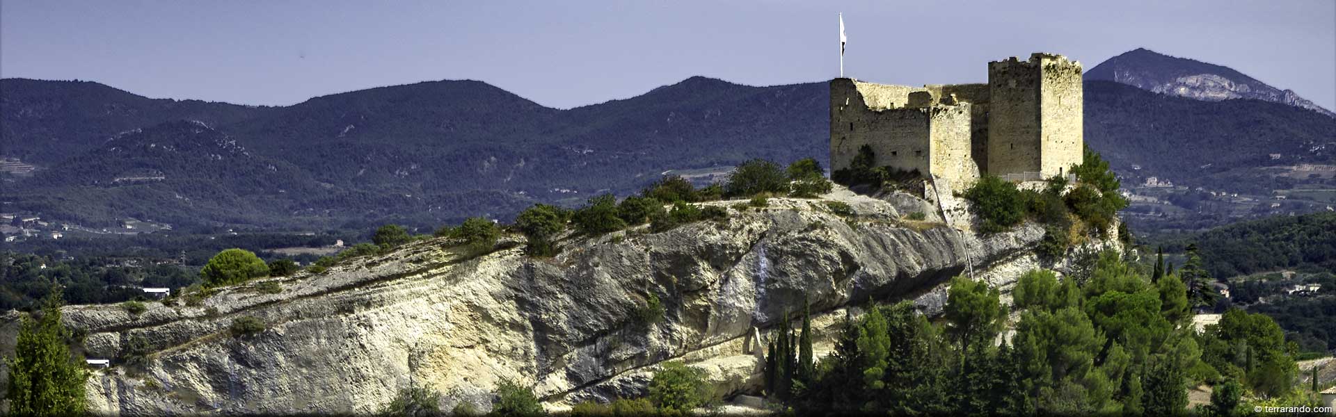 Randonnée pédestre dans le Vaucluse à Vaison la Romaine