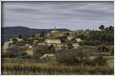 Randonnée pédestre de Villars et la colline de la Bruyère dans les Monts de Vaucluse